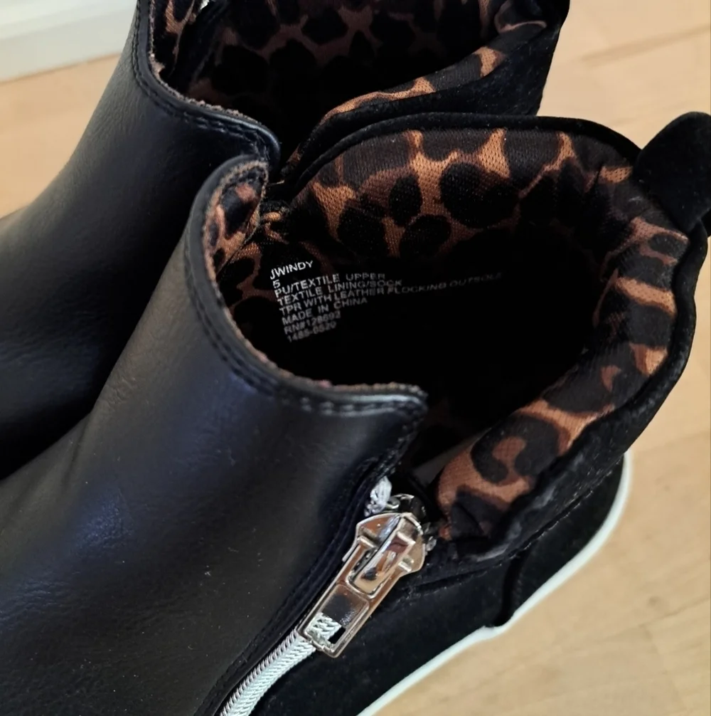 Steve Madden steve madden